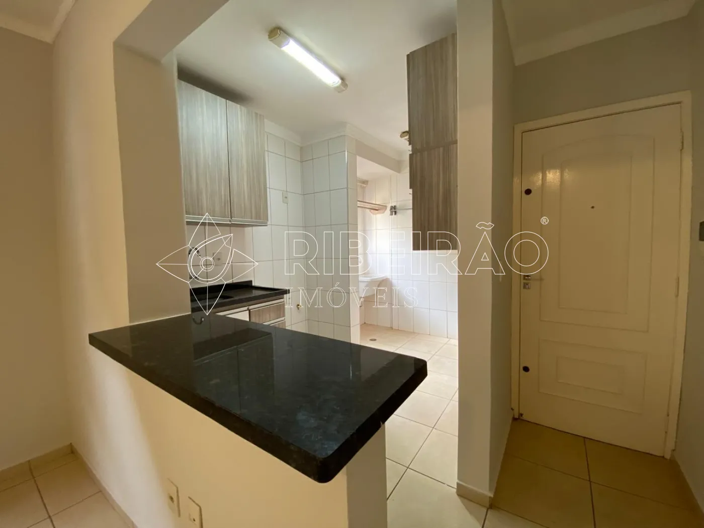 Comprar Apartamento / Padr&atilde;o em Ribeir&atilde;o Preto R$ 330.000,00 - Foto 3