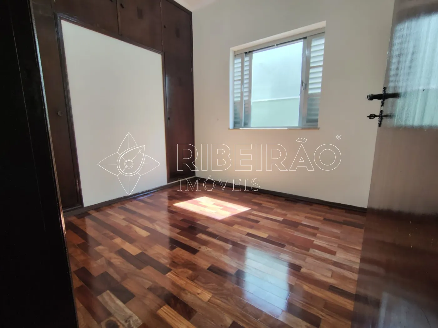 Comprar Casa / Casa em Ribeir&atilde;o Preto R$ 500.000,00 - Foto 17