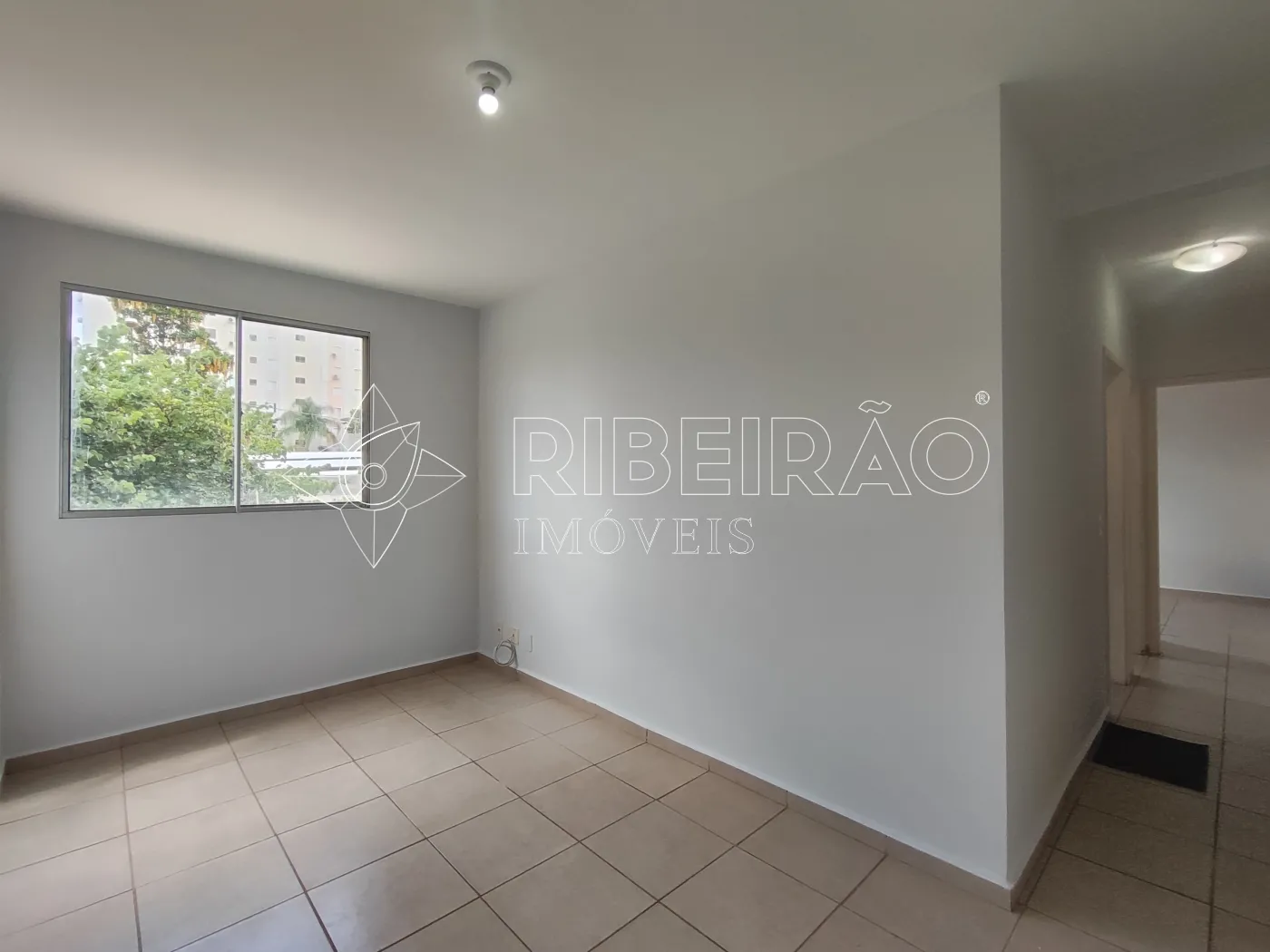 Alugar Apartamento / Padr&atilde;o em Ribeir&atilde;o Preto R$ 1.300,00 - Foto 2