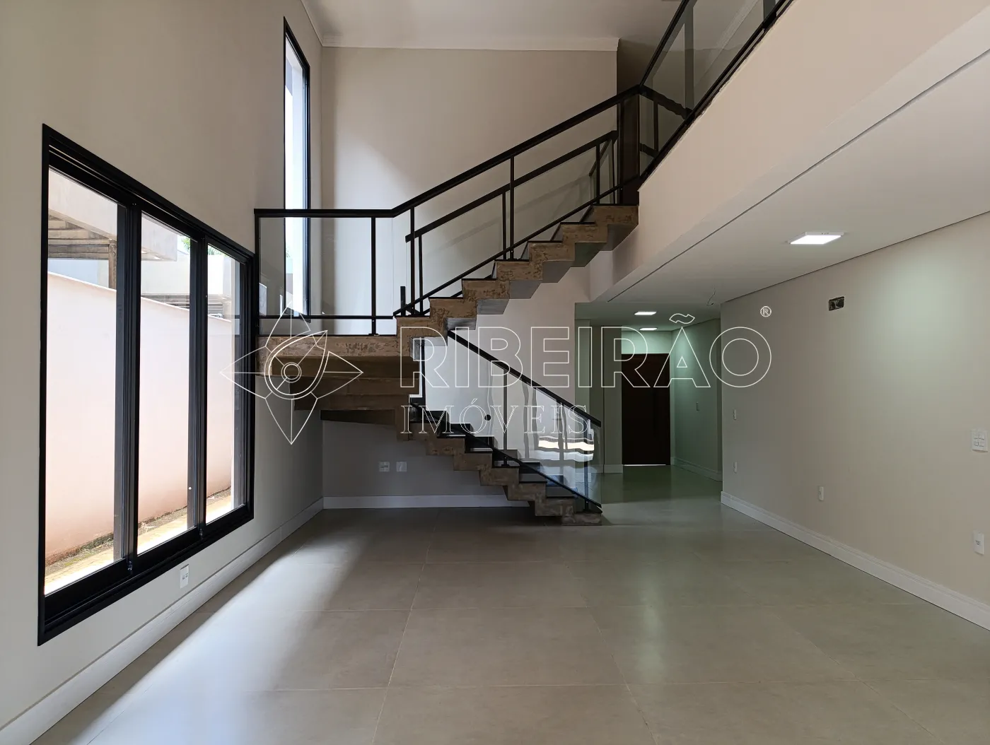 Alugar Casa / Condom&iacute;nio em Ribeir&atilde;o Preto R$ 18.000,00 - Foto 2