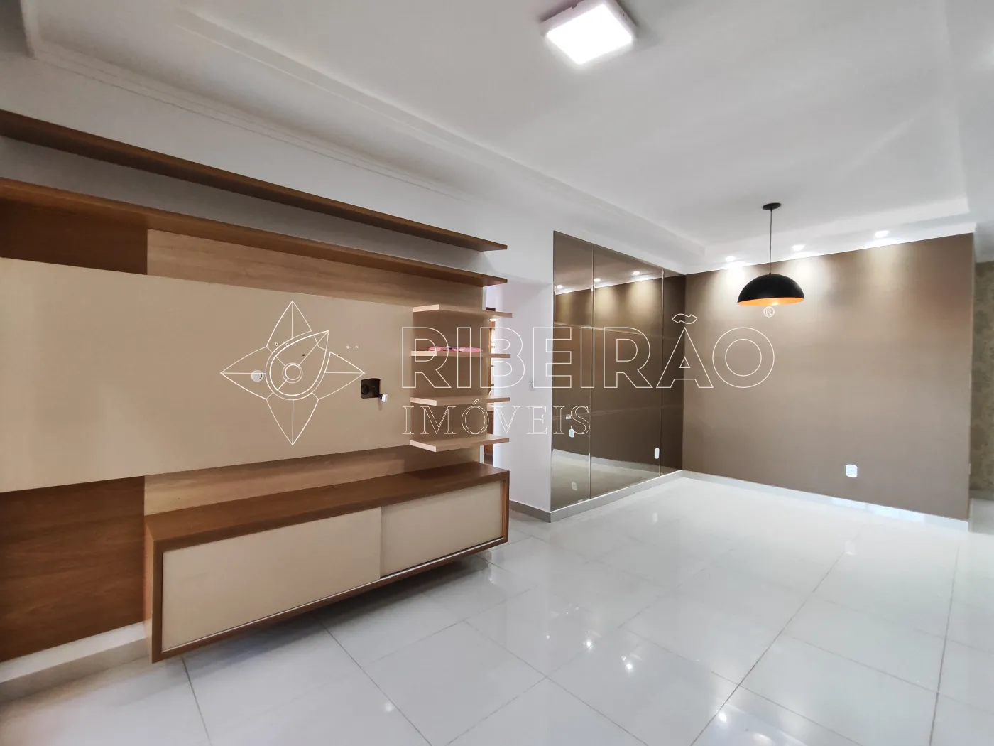 Alugar Apartamento / Padr&atilde;o em Ribeir&atilde;o Preto R$ 4.000,00 - Foto 5