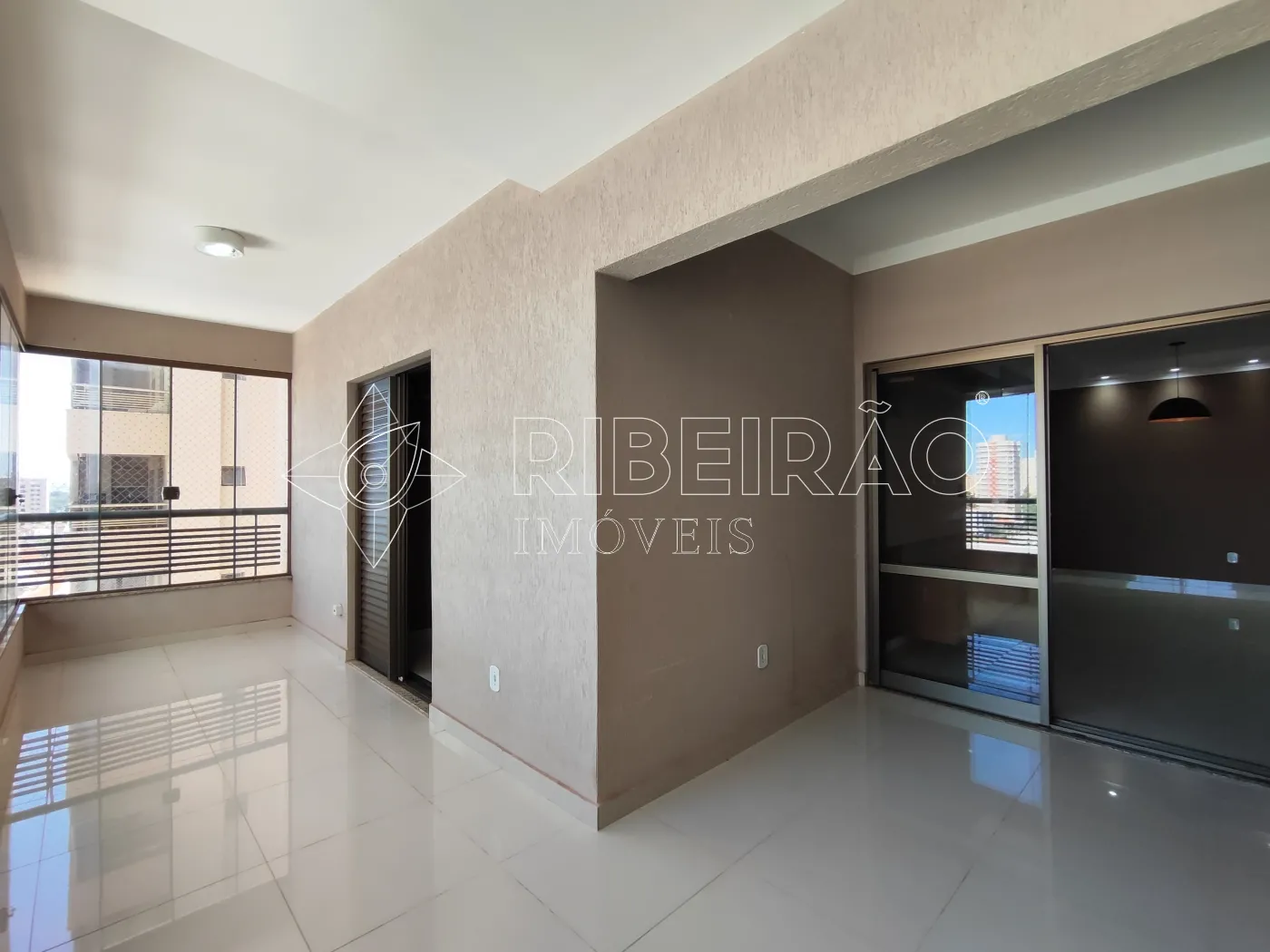 Alugar Apartamento / Padr&atilde;o em Ribeir&atilde;o Preto R$ 4.000,00 - Foto 12