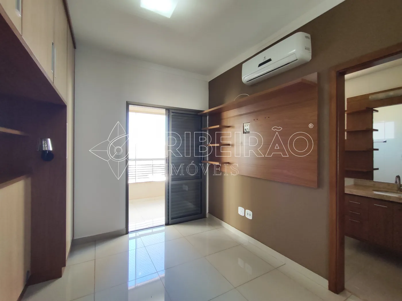 Alugar Apartamento / Padr&atilde;o em Ribeir&atilde;o Preto R$ 4.000,00 - Foto 17