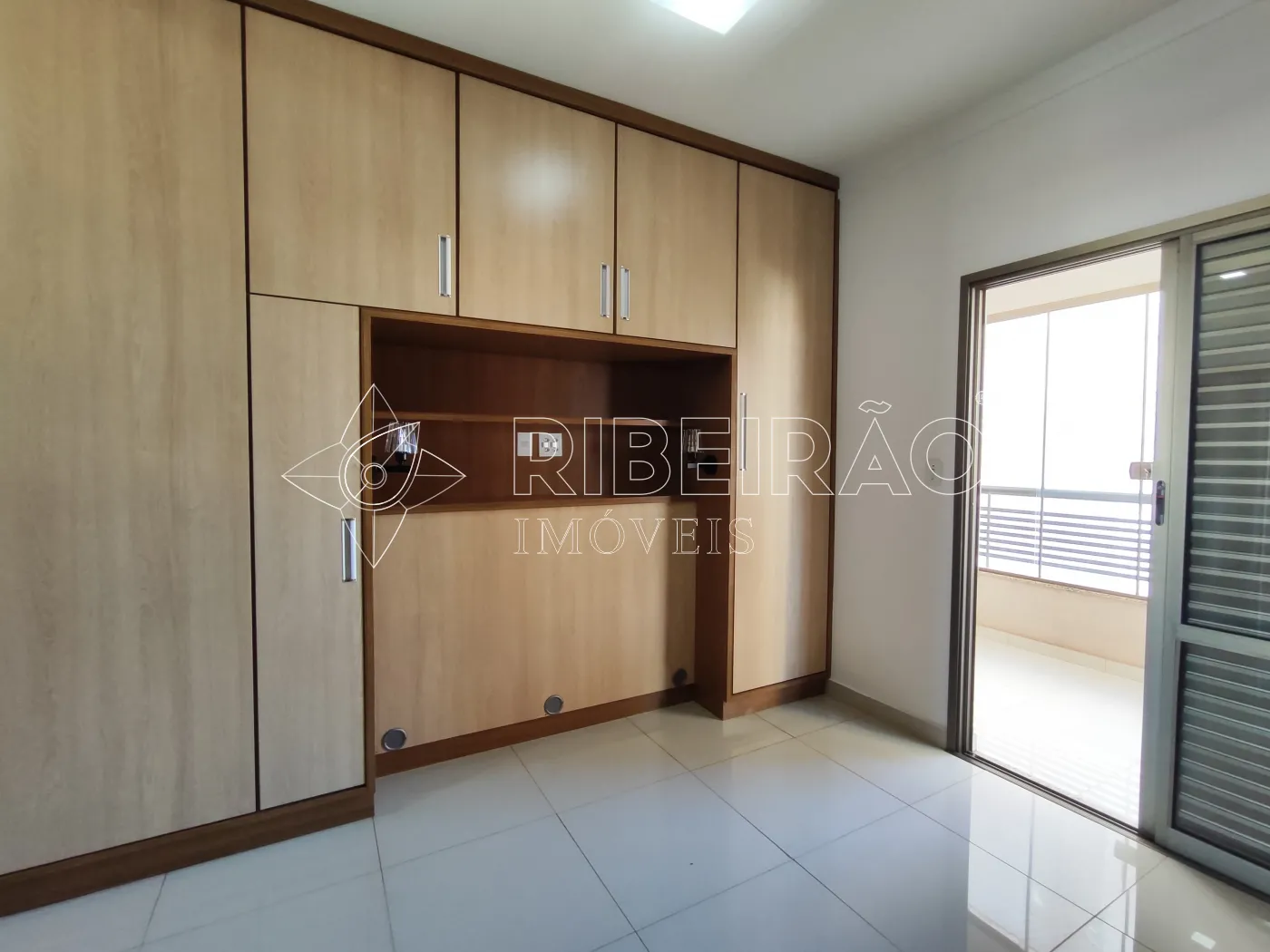 Alugar Apartamento / Padr&atilde;o em Ribeir&atilde;o Preto R$ 4.000,00 - Foto 18