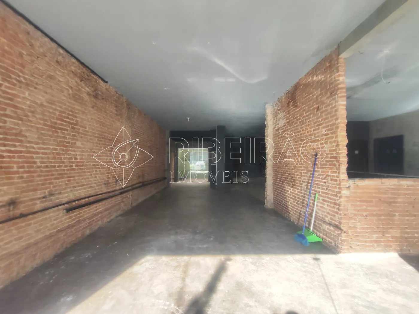 Alugar Comercial / Sal&atilde;o em Ribeir&atilde;o Preto R$ 18.000,00 - Foto 4