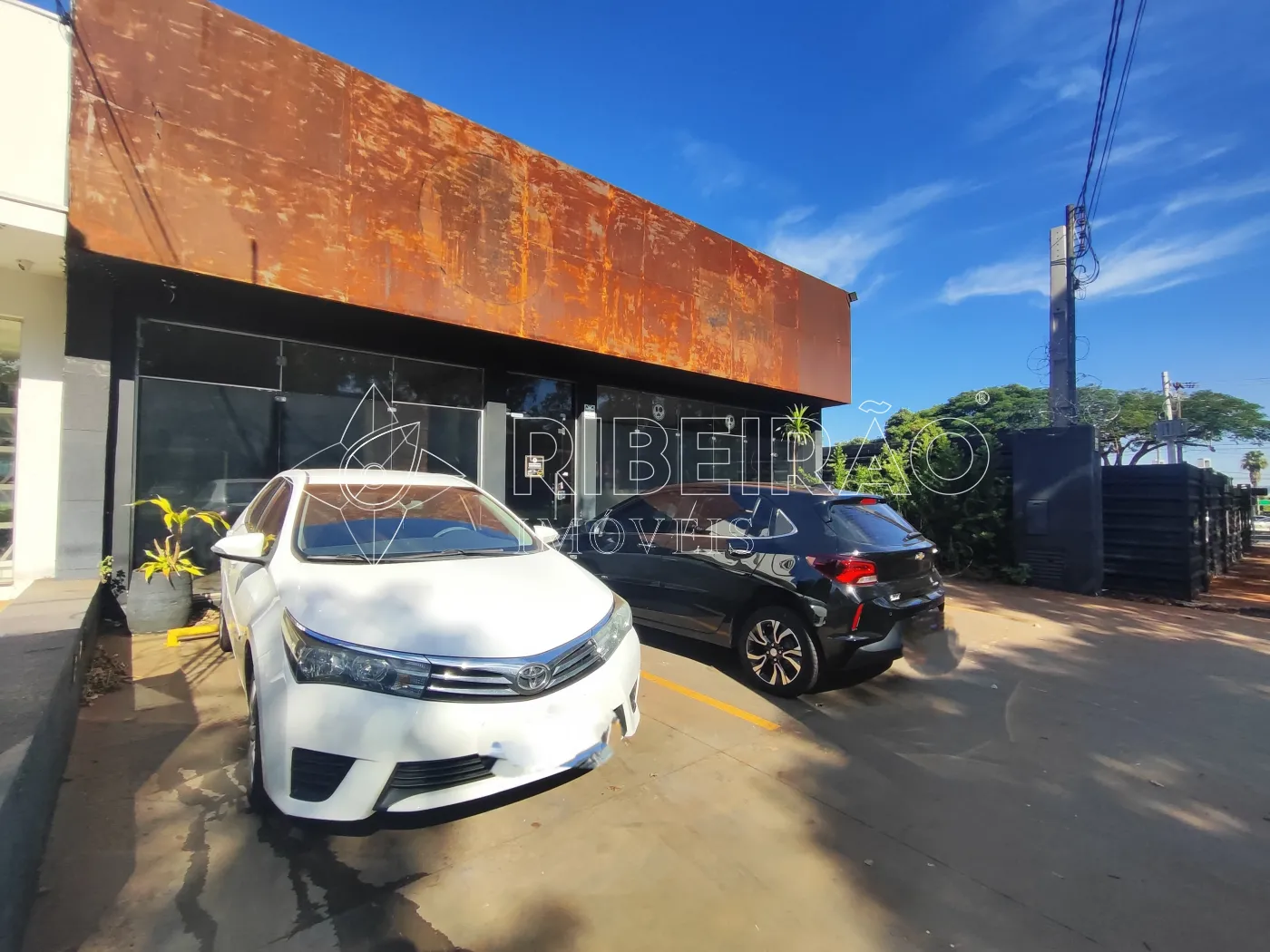 Alugar Comercial / Sal&atilde;o em Ribeir&atilde;o Preto R$ 18.000,00 - Foto 5