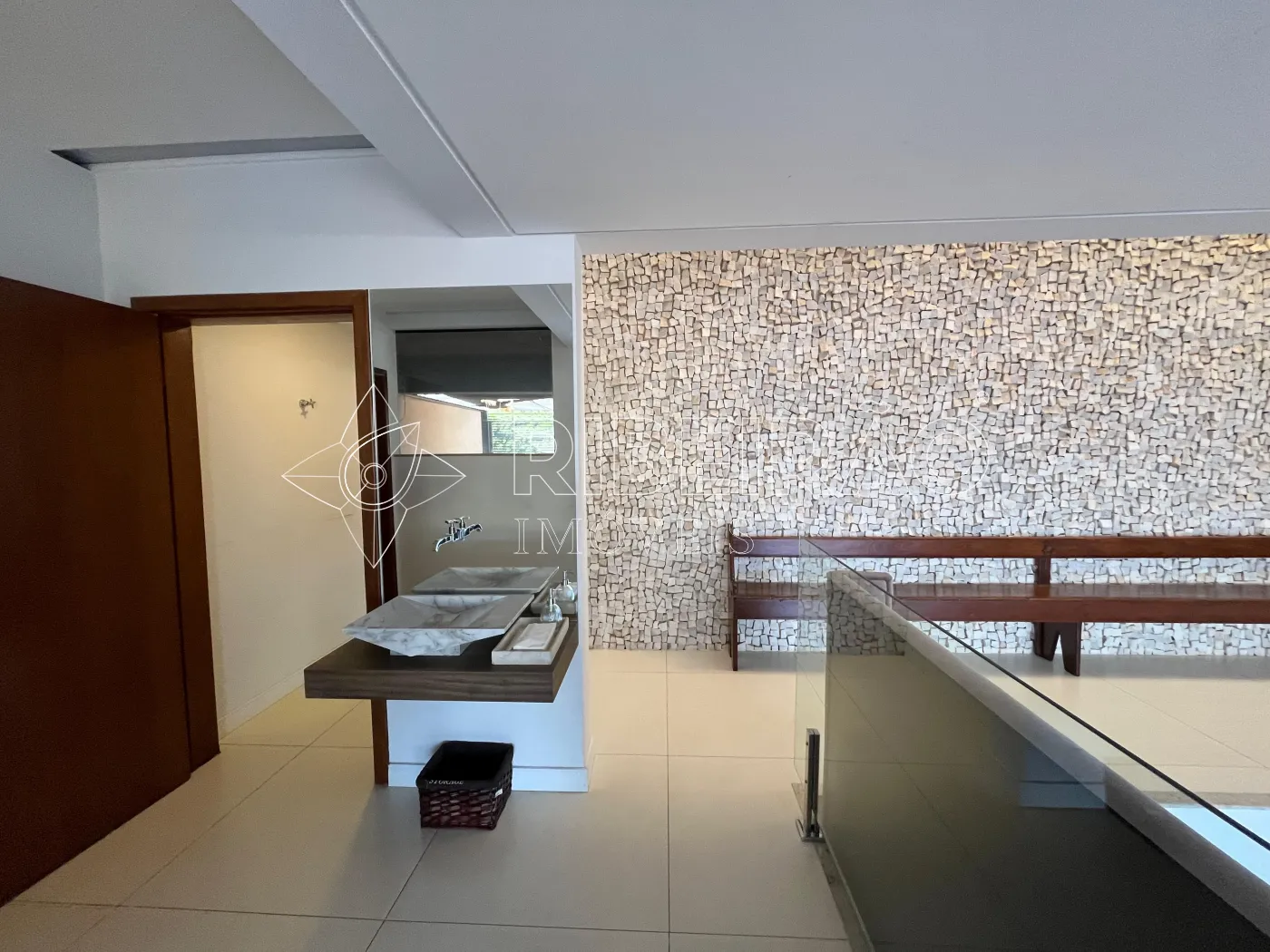 Alugar Comercial / Pr&eacute;dio em Ribeir&atilde;o Preto R$ 45.000,00 - Foto 11