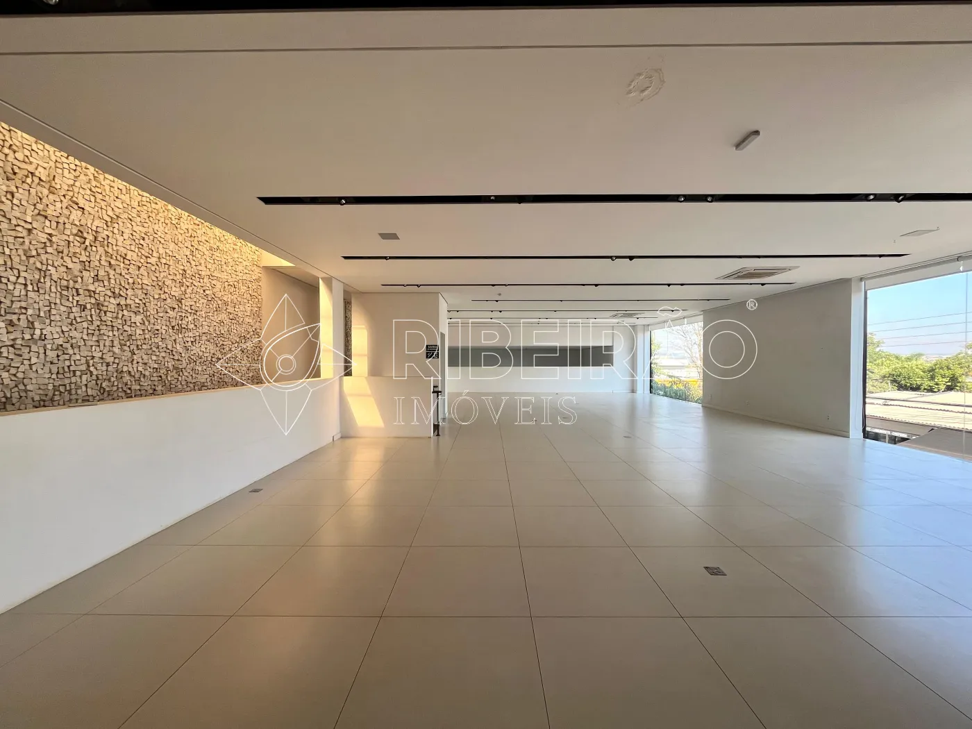 Alugar Comercial / Pr&eacute;dio em Ribeir&atilde;o Preto R$ 45.000,00 - Foto 17