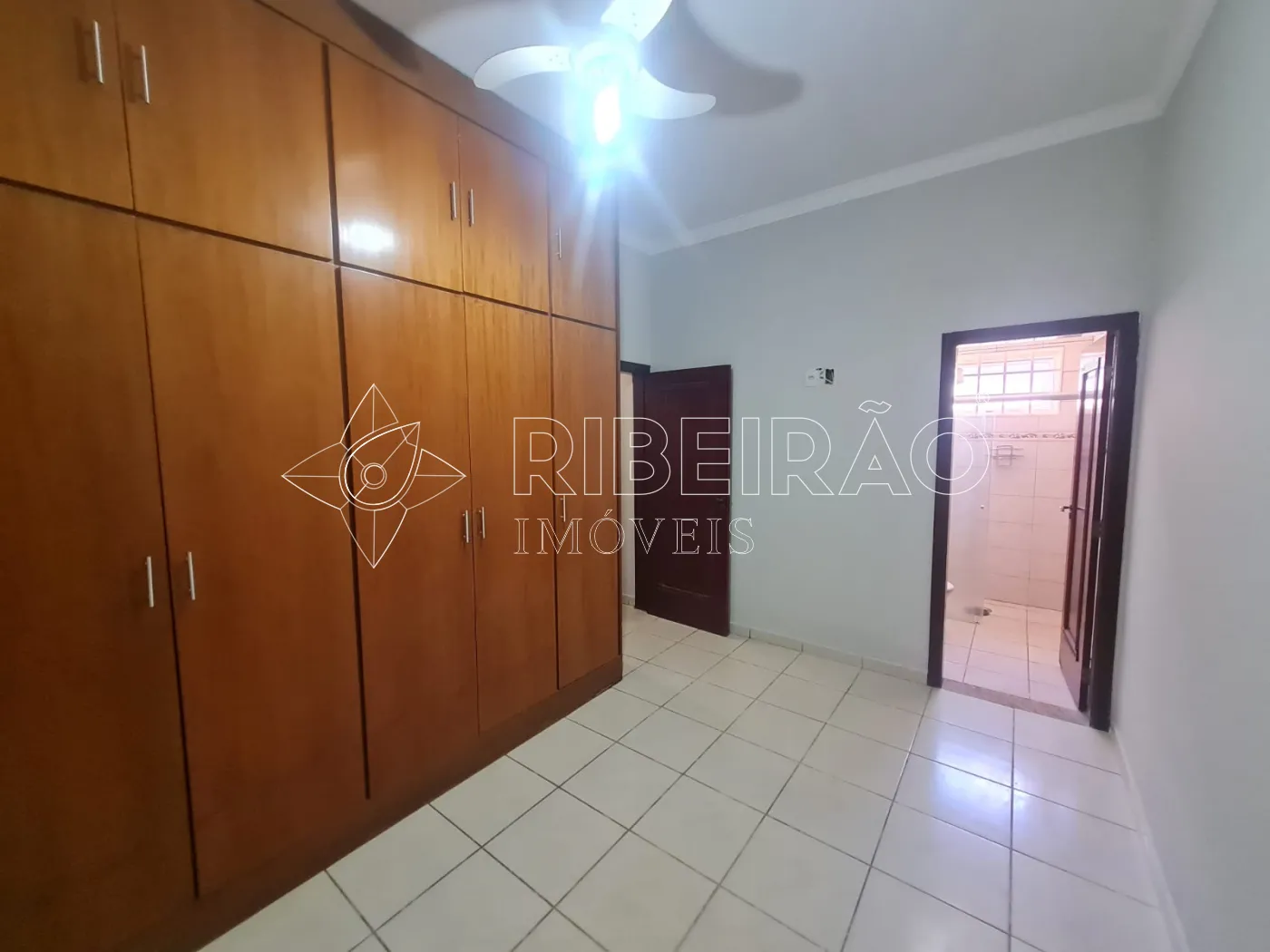 Alugar Casa / Casa em Ribeir&atilde;o Preto R$ 3.500,00 - Foto 5