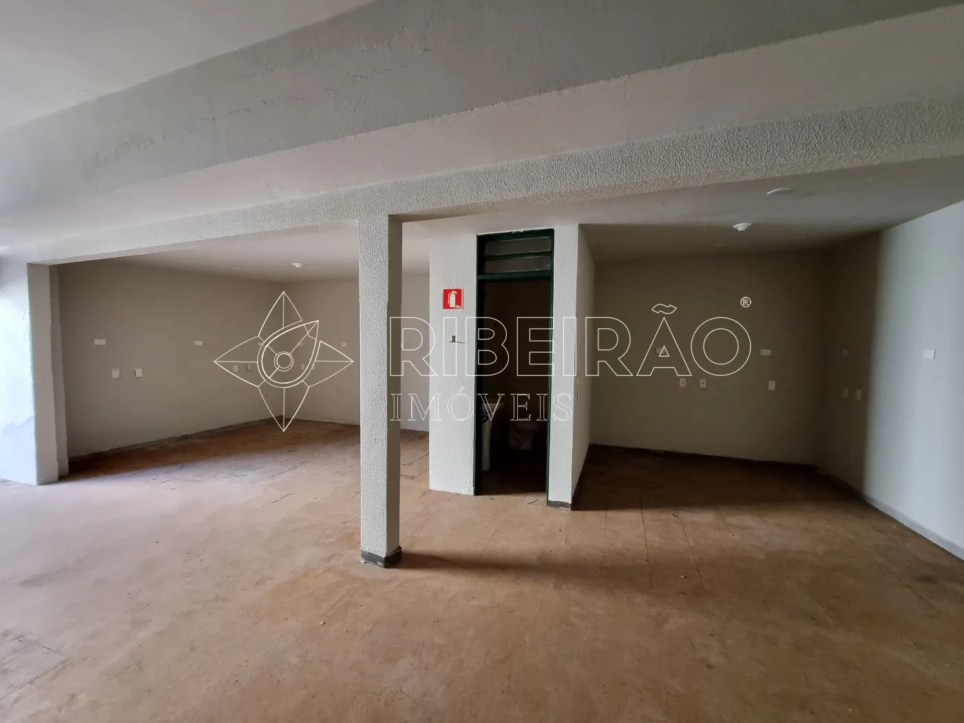 Alugar Comercial / Im&oacute;vel Comercial em Ribeir&atilde;o Preto R$ 8.000,00 - Foto 14