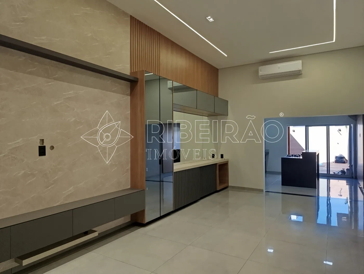 Alugar Casa / Condom&iacute;nio em Ribeir&atilde;o Preto R$ 8.500,00 - Foto 1