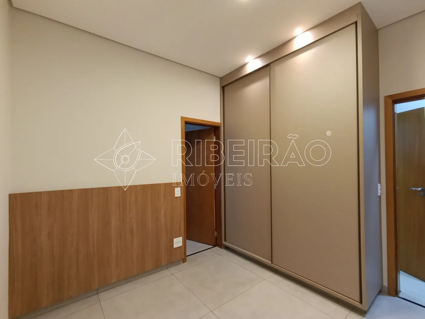 Alugar Casa / Condom&iacute;nio em Ribeir&atilde;o Preto R$ 8.500,00 - Foto 10