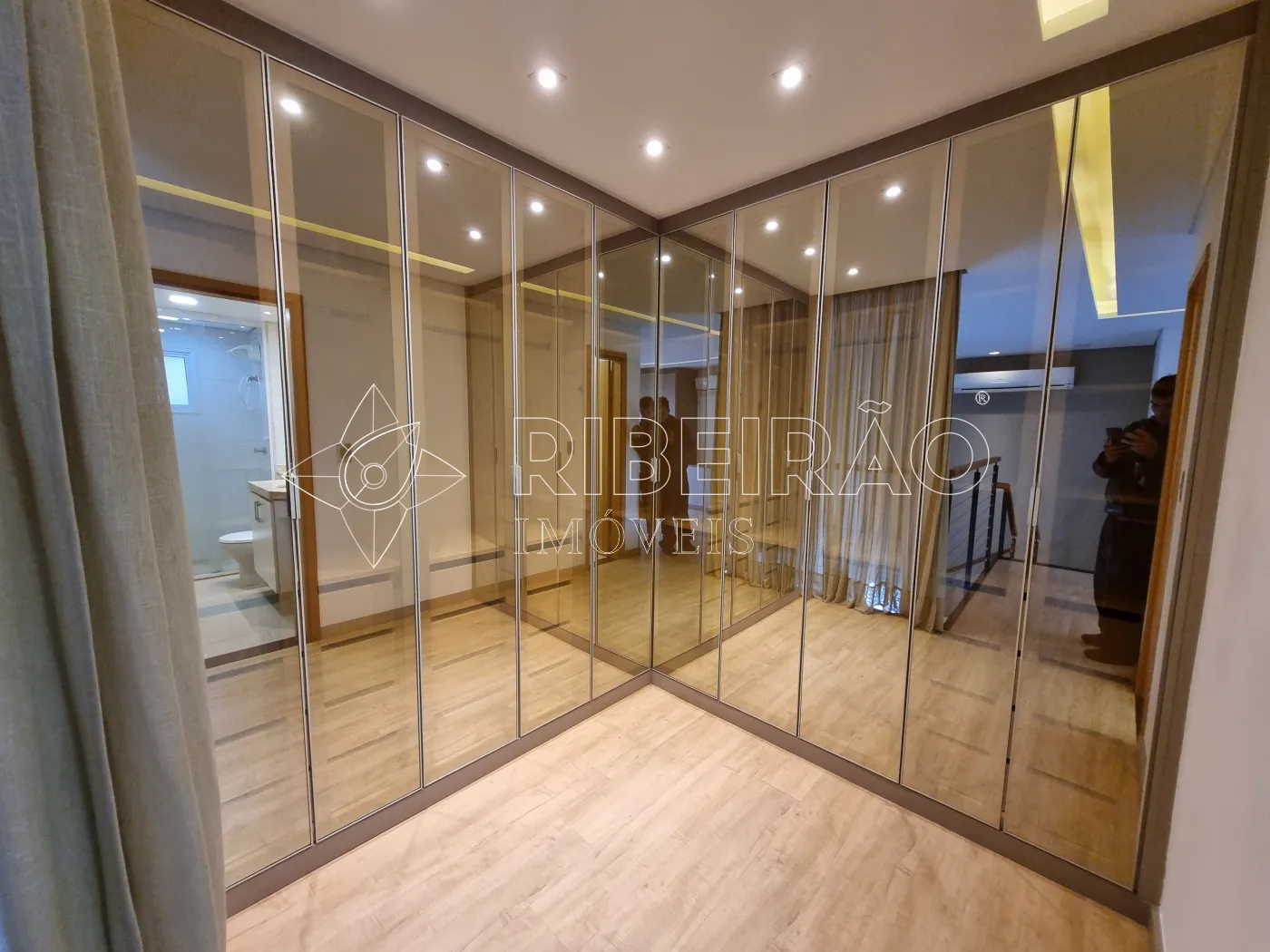 Alugar Apartamento / Padr&atilde;o em Ribeir&atilde;o Preto R$ 3.700,00 - Foto 14