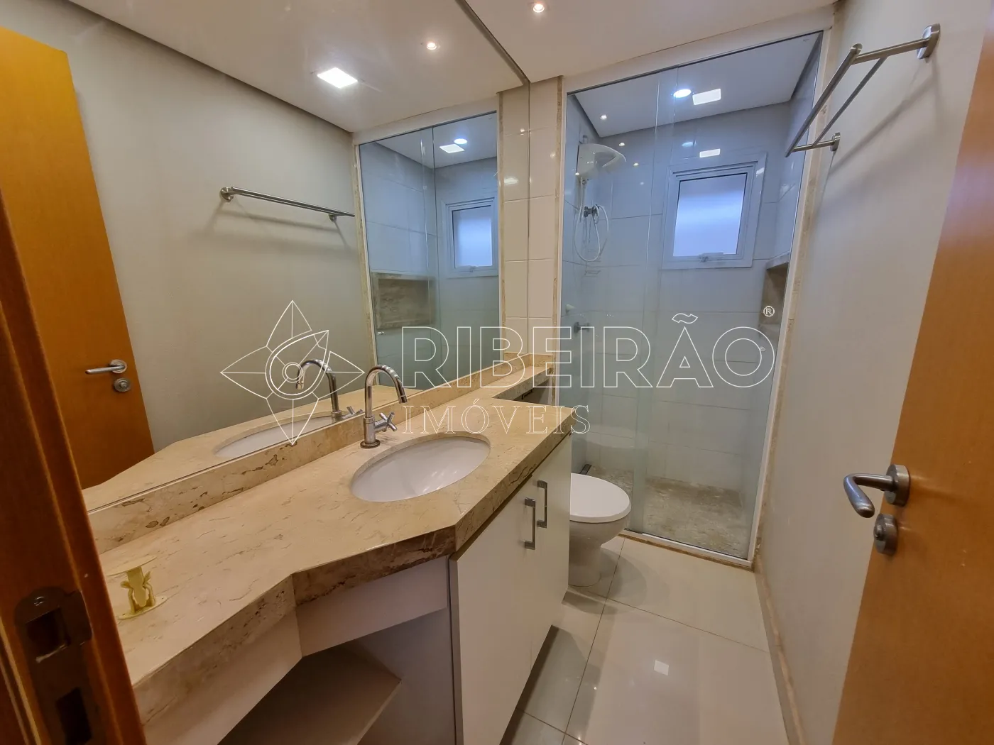 Alugar Apartamento / Padr&atilde;o em Ribeir&atilde;o Preto R$ 3.700,00 - Foto 15