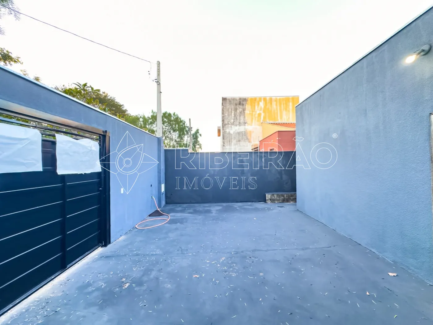 Comprar Casa / Casa em Ribeir&atilde;o Preto R$ 400.000,00 - Foto 2