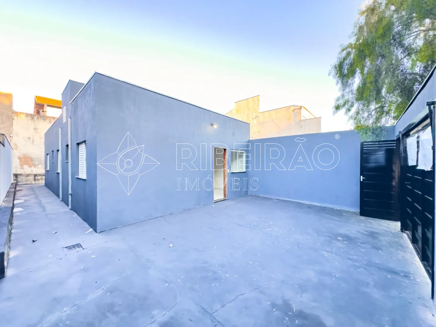 Comprar Casa / Casa em Ribeir&atilde;o Preto R$ 400.000,00 - Foto 16