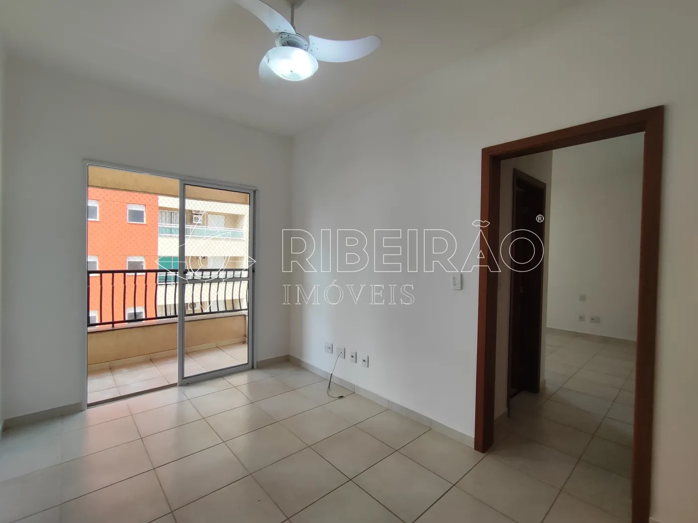 Alugar Apartamento / Padr&atilde;o em Ribeir&atilde;o Preto R$ 2.200,00 - Foto 2
