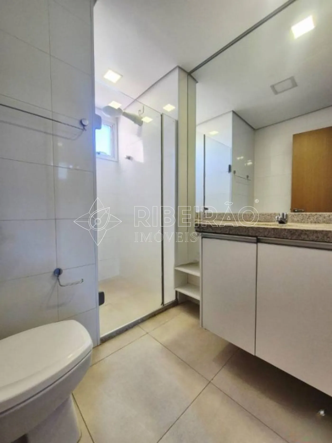Alugar Apartamento / Padr&atilde;o em Ribeir&atilde;o Preto R$ 3.500,00 - Foto 1