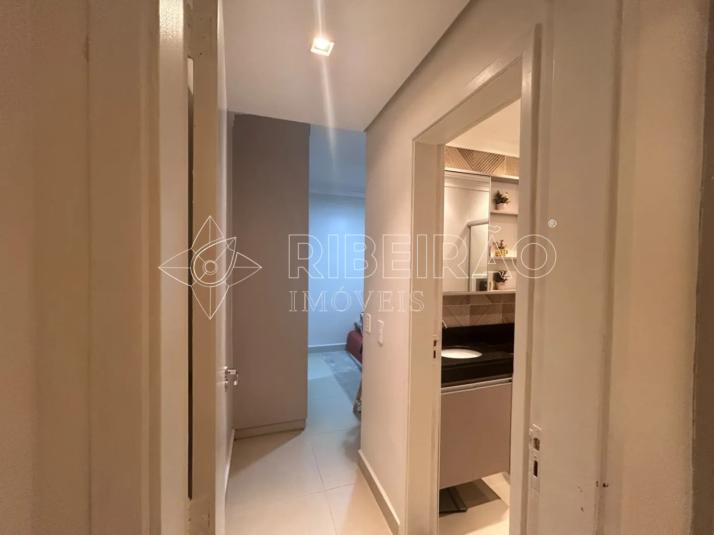 Alugar Apartamento / Padr&atilde;o em Ribeir&atilde;o Preto R$ 2.450,00 - Foto 14