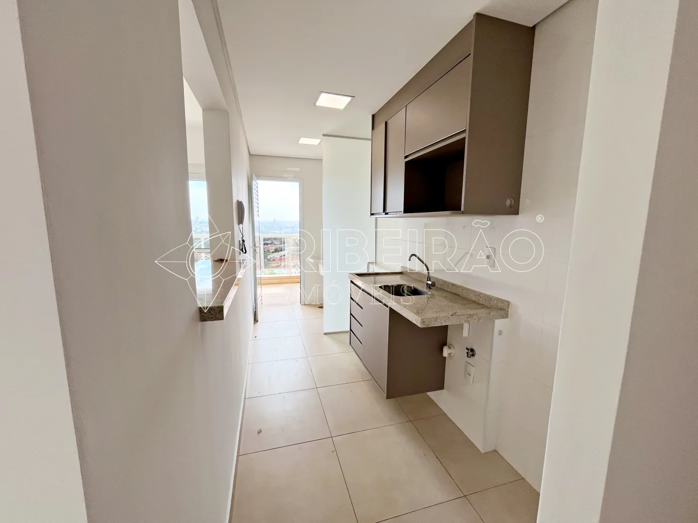 Alugar Apartamento / Padr&atilde;o em Ribeir&atilde;o Preto R$ 2.800,00 - Foto 14
