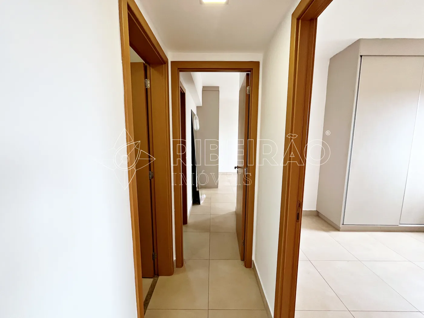 Alugar Apartamento / Padr&atilde;o em Ribeir&atilde;o Preto R$ 2.800,00 - Foto 17