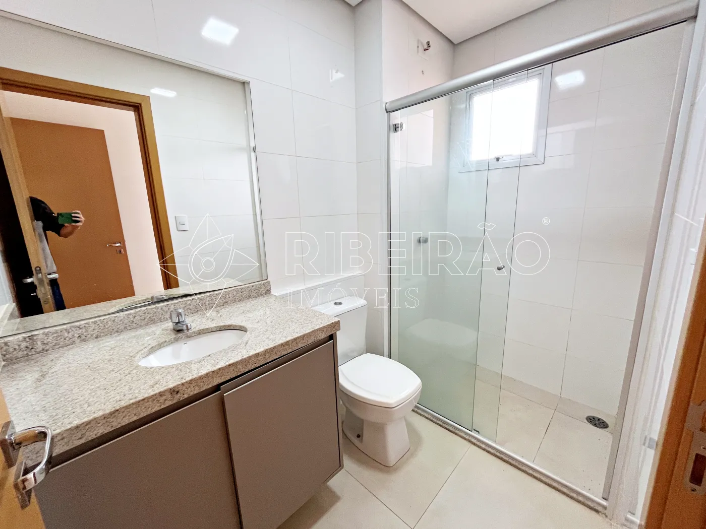 Alugar Apartamento / Padr&atilde;o em Ribeir&atilde;o Preto R$ 2.800,00 - Foto 19