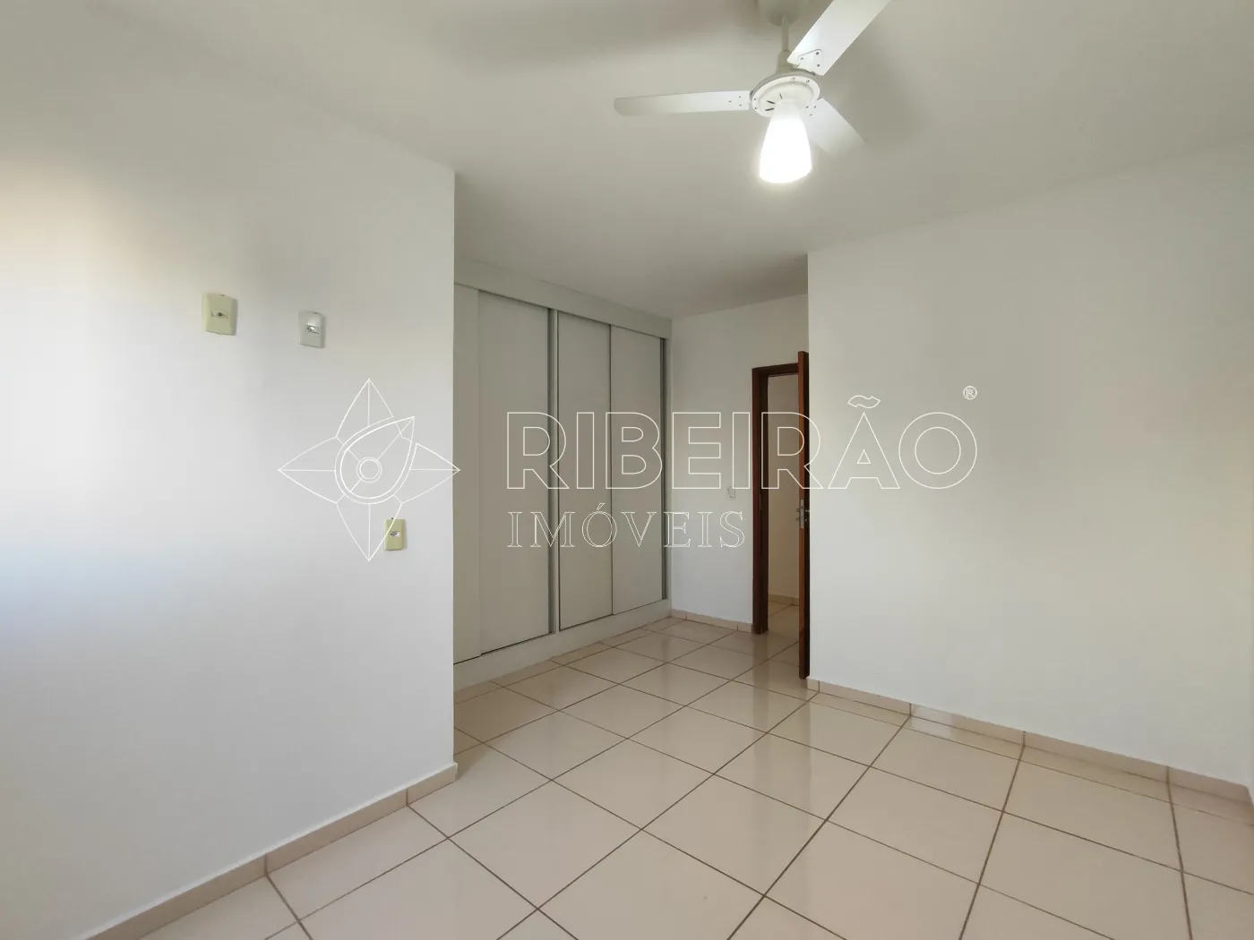 Alugar Apartamento / Padr&atilde;o em Ribeir&atilde;o Preto R$ 1.700,00 - Foto 24