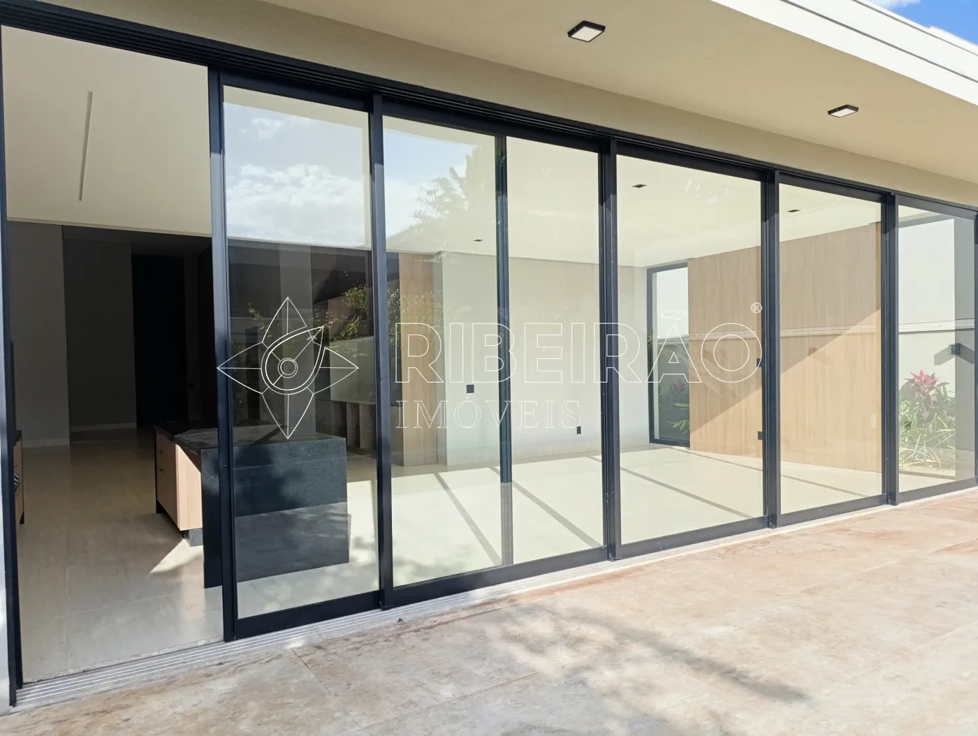 Alugar Casa / Condom&iacute;nio em Ribeir&atilde;o Preto R$ 18.000,00 - Foto 4