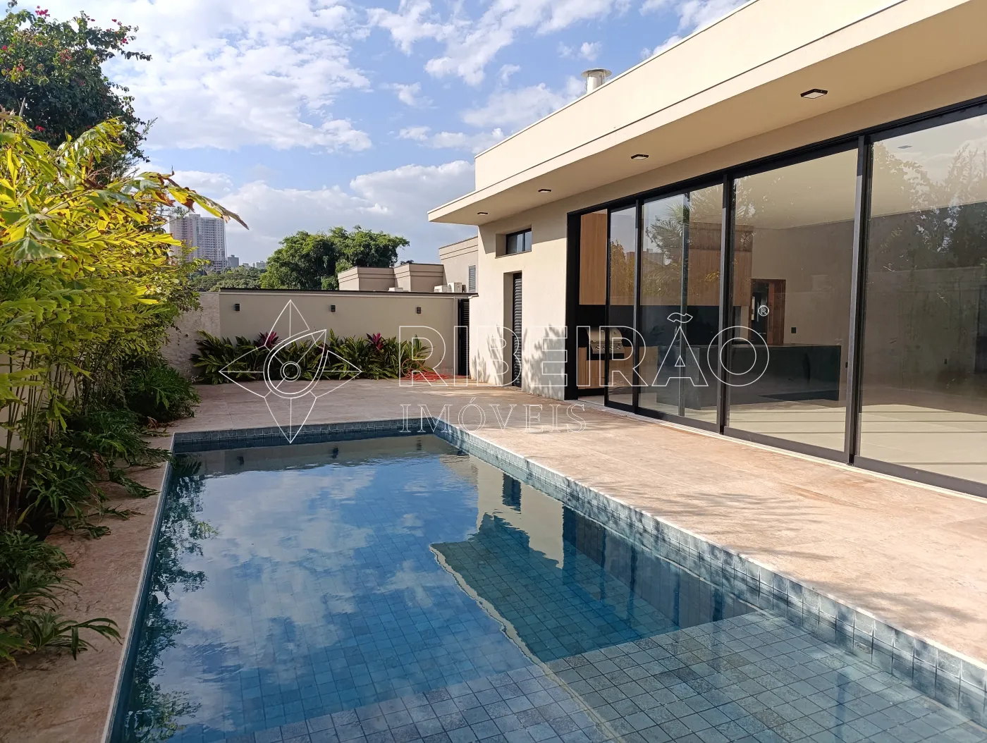 Alugar Casa / Condom&iacute;nio em Ribeir&atilde;o Preto R$ 18.000,00 - Foto 5