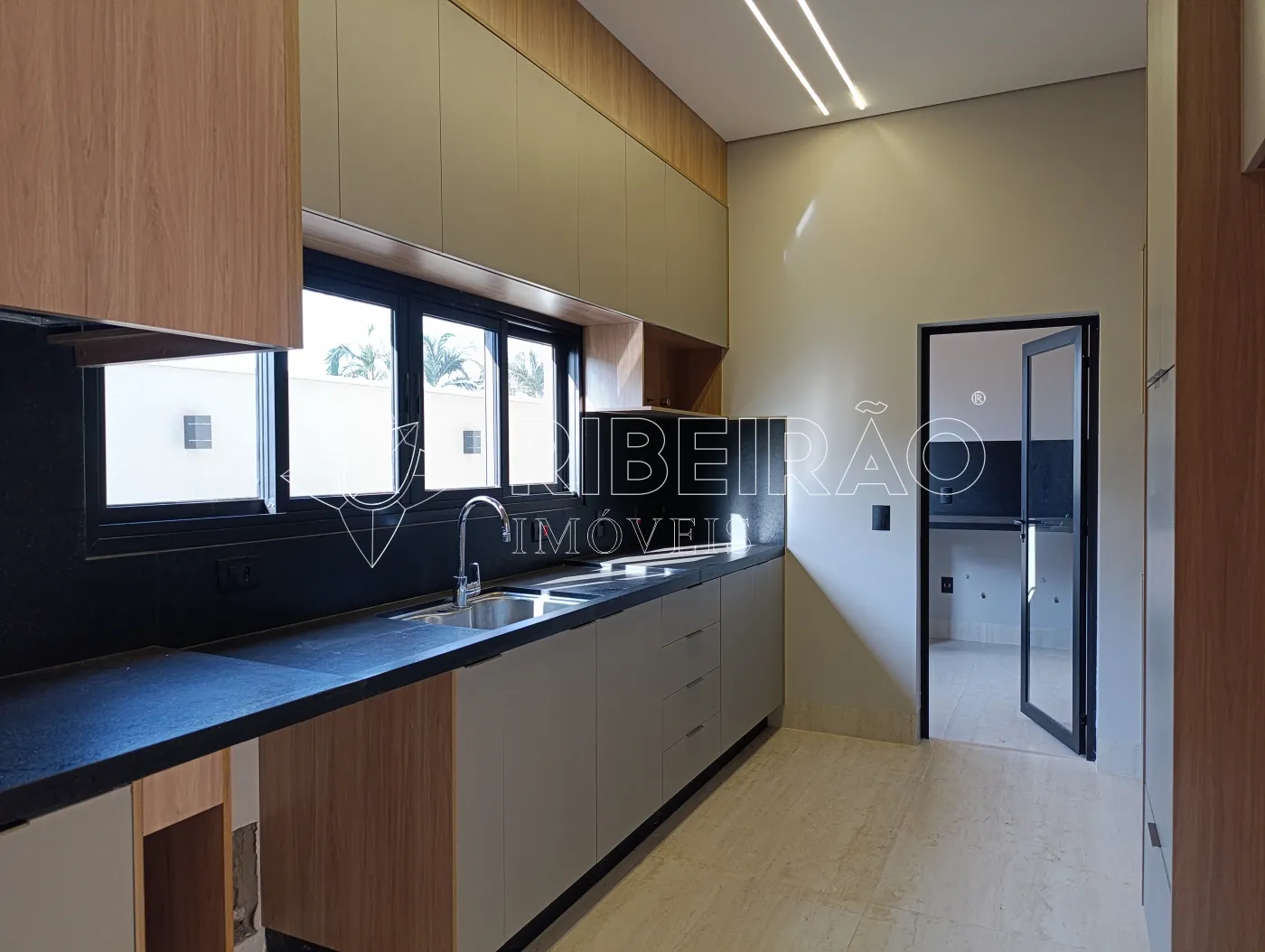 Alugar Casa / Condom&iacute;nio em Ribeir&atilde;o Preto R$ 18.000,00 - Foto 32