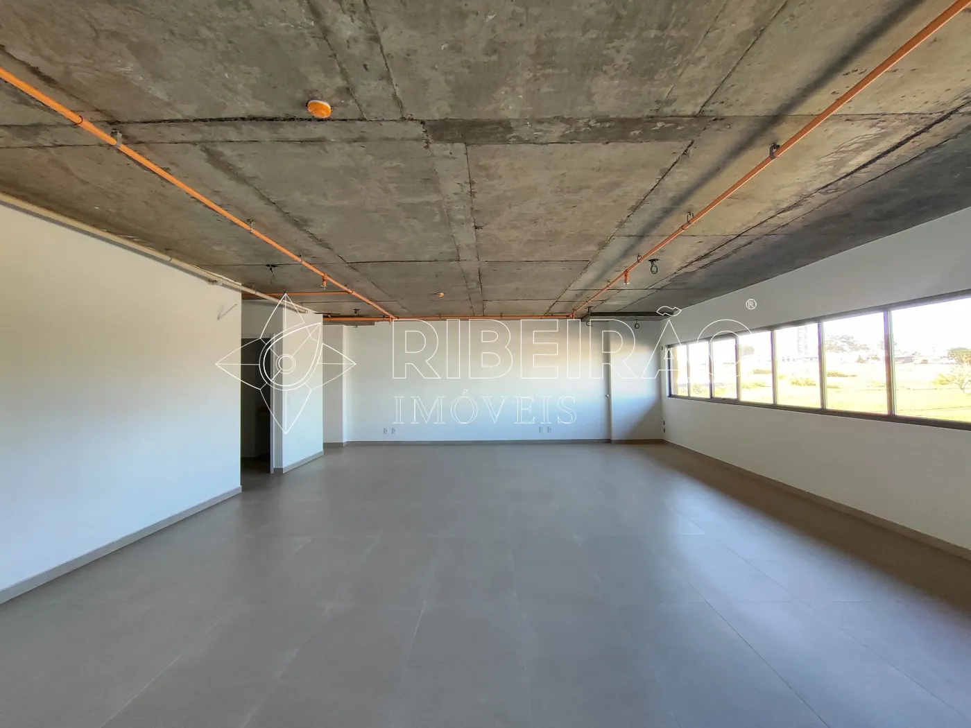 Alugar Comercial / Sala em Ribeir&atilde;o Preto R$ 11.000,00 - Foto 6