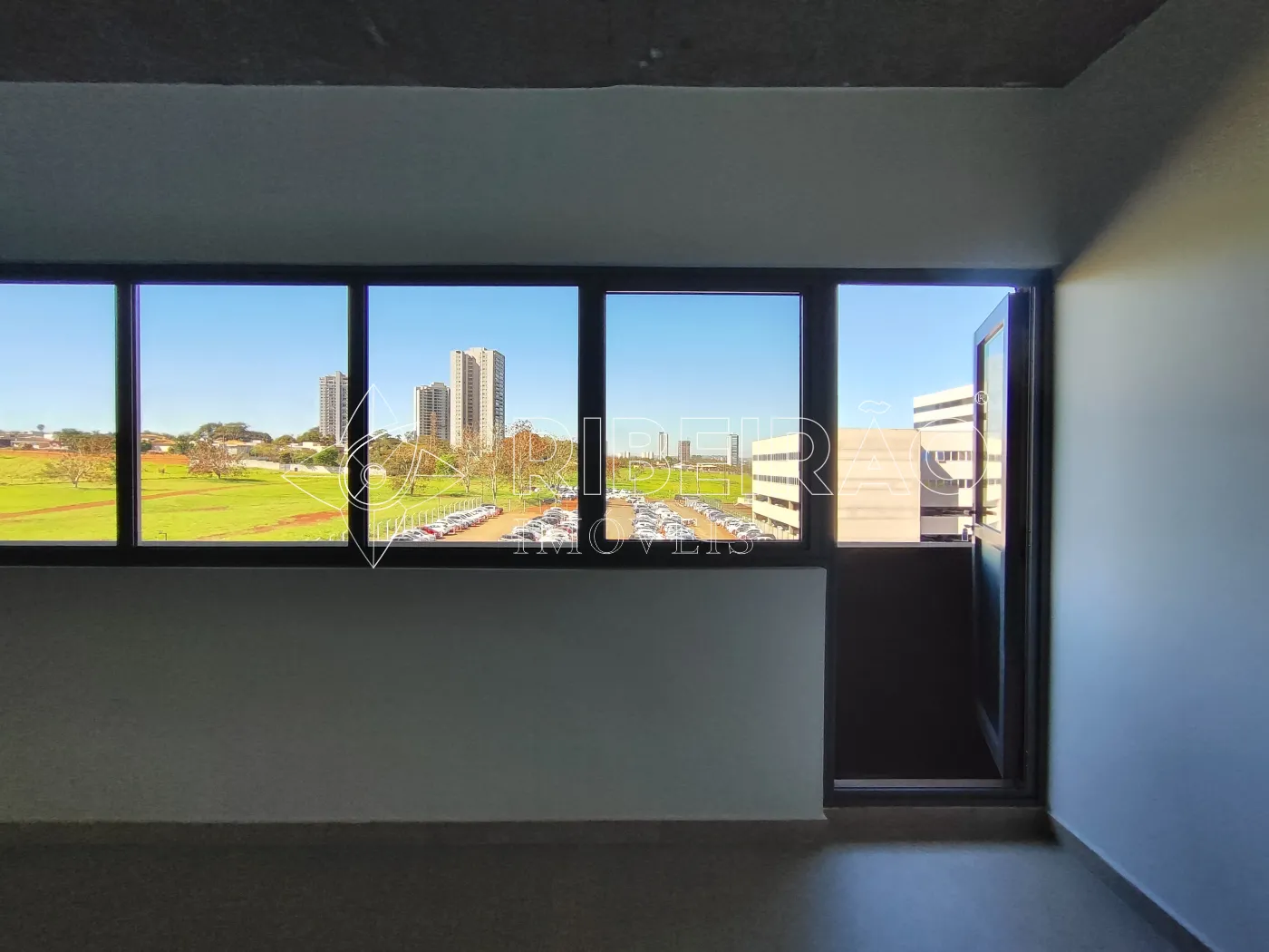 Alugar Comercial / Sala em Ribeir&atilde;o Preto R$ 11.000,00 - Foto 15