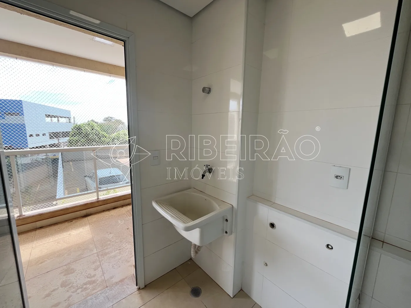 Alugar Apartamento / Padr&atilde;o em Ribeir&atilde;o Preto R$ 2.800,00 - Foto 15