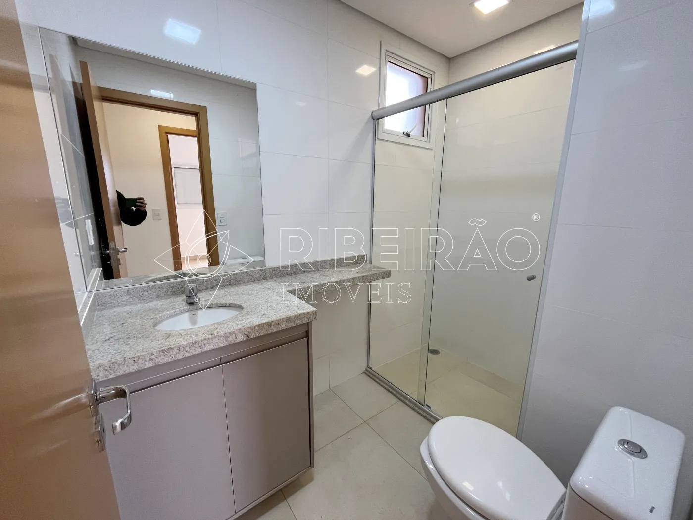 Alugar Apartamento / Padr&atilde;o em Ribeir&atilde;o Preto R$ 2.800,00 - Foto 19