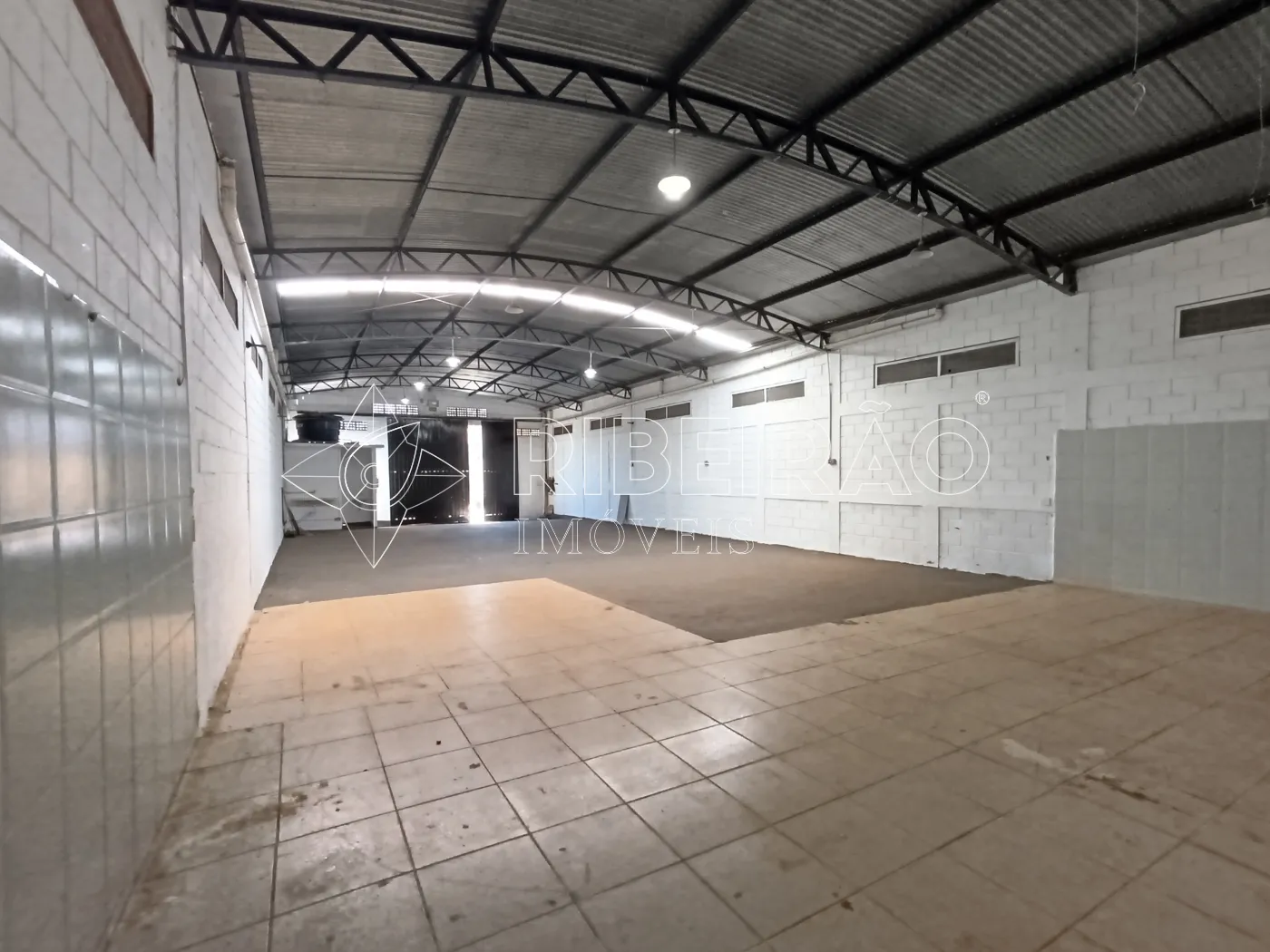 Alugar Comercial / Galp&atilde;o em Ribeir&atilde;o Preto R$ 4.500,00 - Foto 7