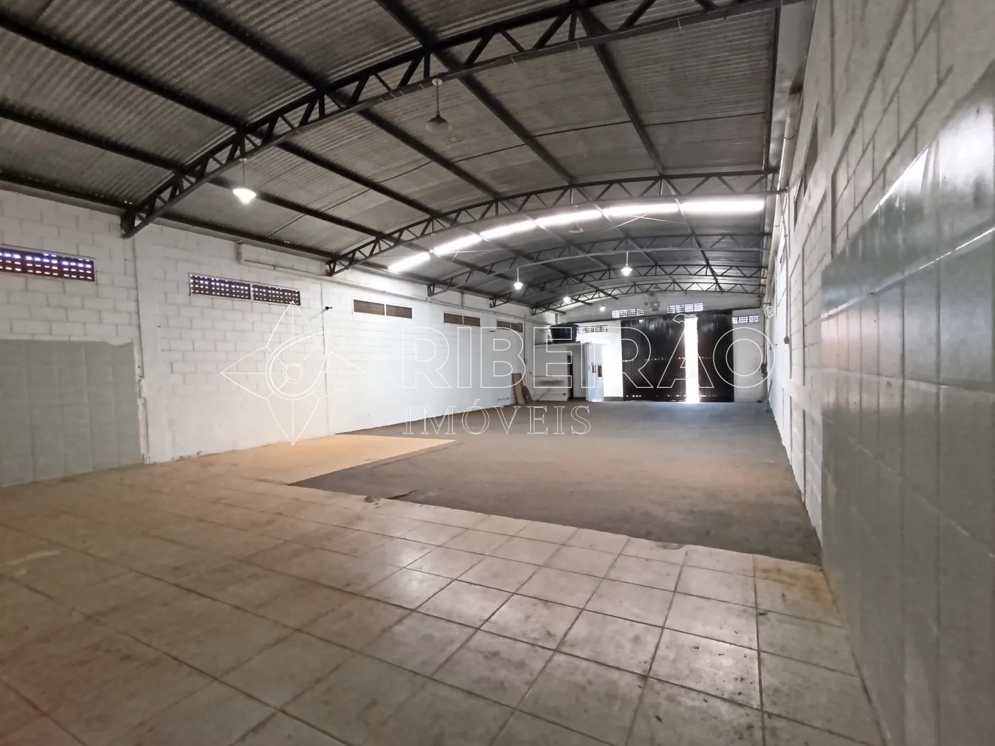 Alugar Comercial / Galp&atilde;o em Ribeir&atilde;o Preto R$ 4.500,00 - Foto 8