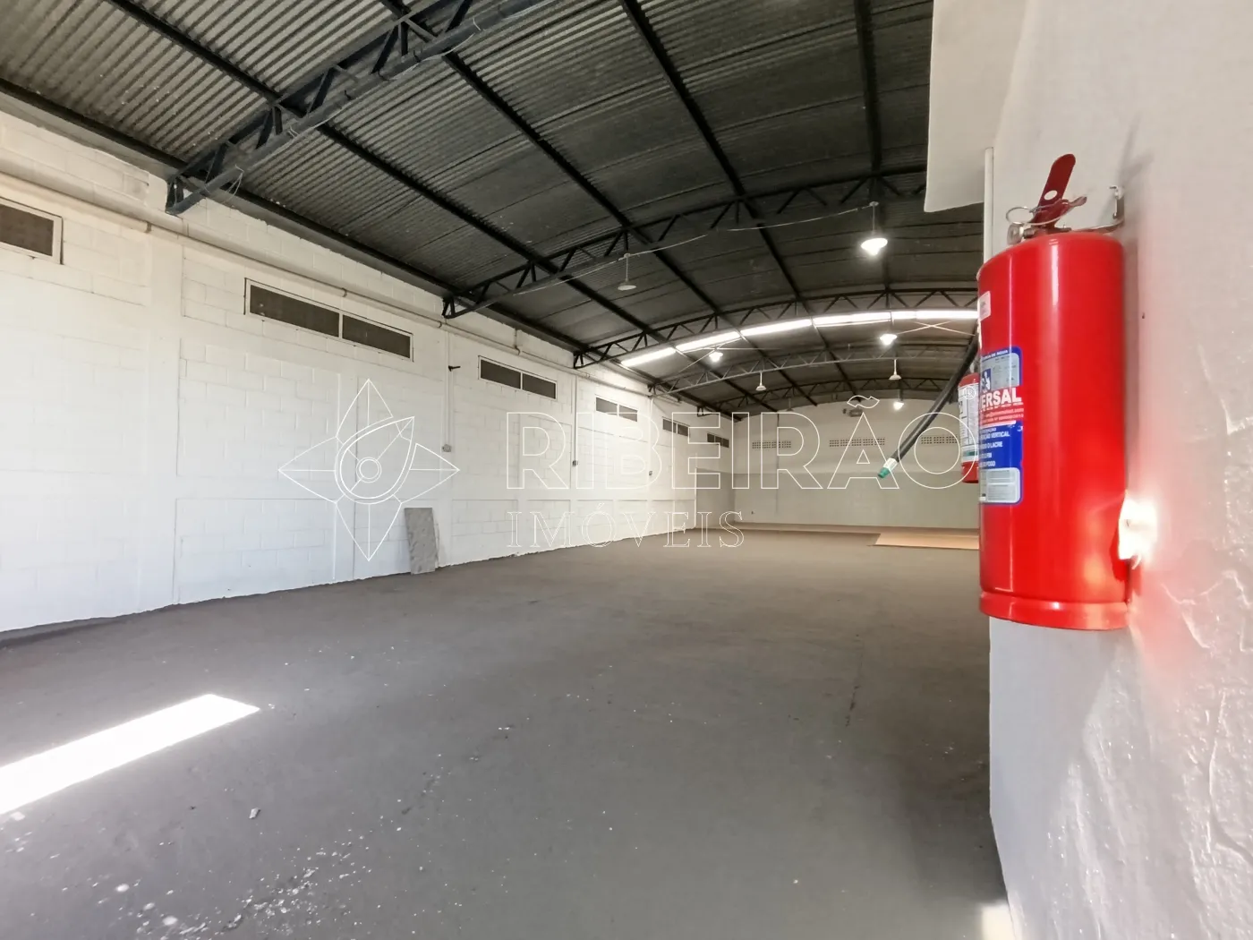 Alugar Comercial / Galp&atilde;o em Ribeir&atilde;o Preto R$ 4.500,00 - Foto 13