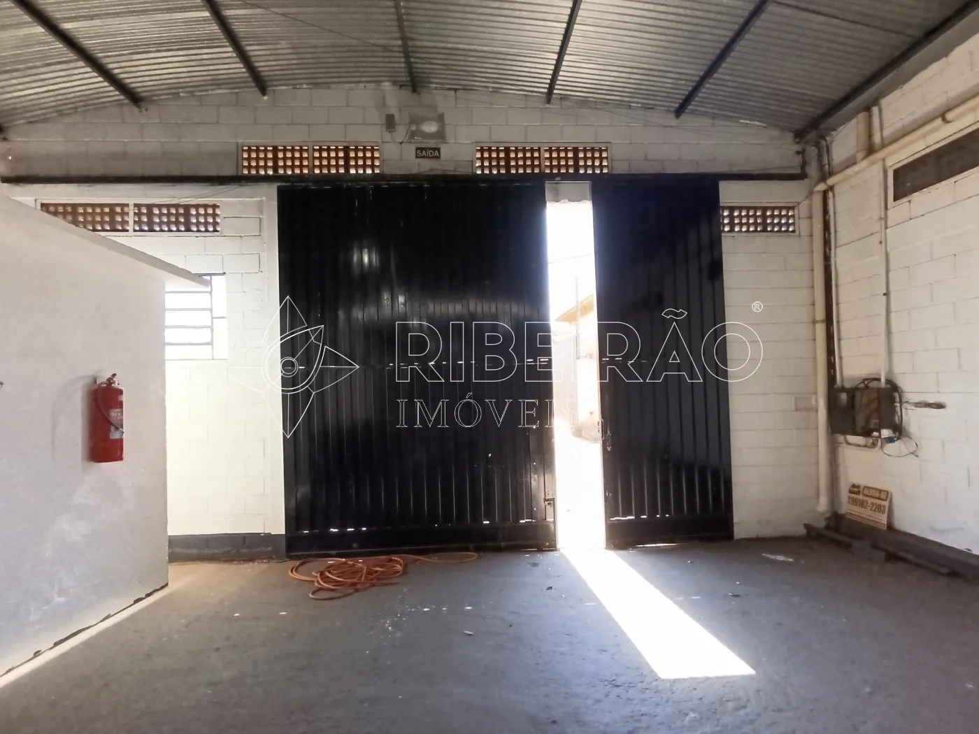 Alugar Comercial / Galp&atilde;o em Ribeir&atilde;o Preto R$ 4.500,00 - Foto 14