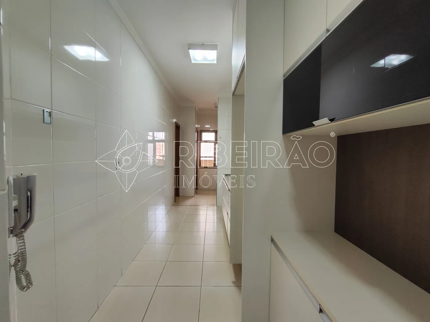 Alugar Apartamento / Padr&atilde;o em Ribeir&atilde;o Preto R$ 4.000,00 - Foto 17