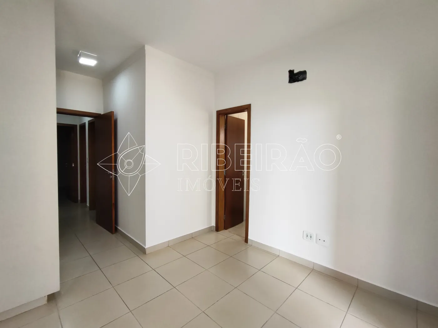 Alugar Apartamento / Padr&atilde;o em Ribeir&atilde;o Preto R$ 4.000,00 - Foto 47