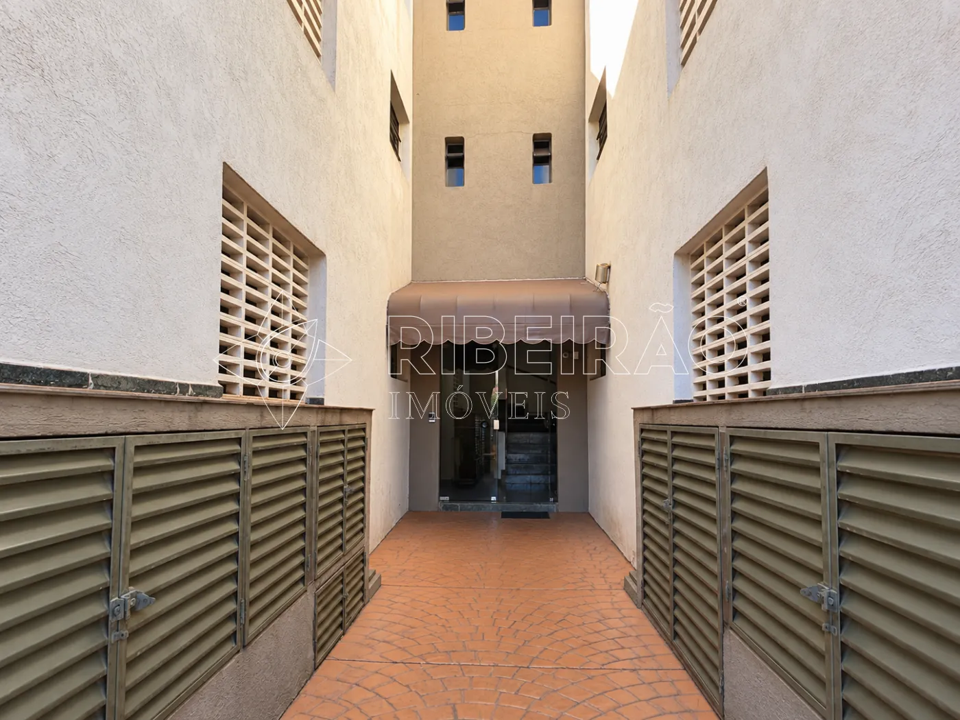 Comprar Apartamento / Padr&atilde;o em Ribeir&atilde;o Preto R$ 245.000,00 - Foto 3