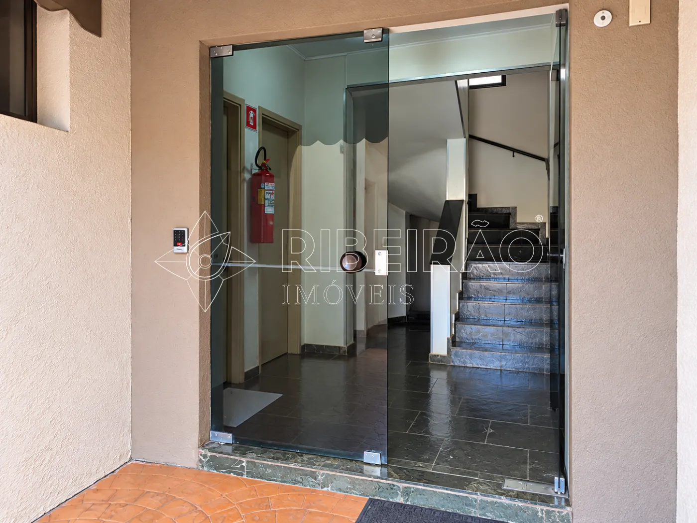 Comprar Apartamento / Padr&atilde;o em Ribeir&atilde;o Preto R$ 245.000,00 - Foto 4