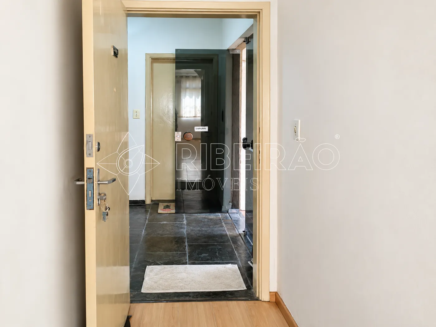 Comprar Apartamento / Padr&atilde;o em Ribeir&atilde;o Preto R$ 245.000,00 - Foto 5
