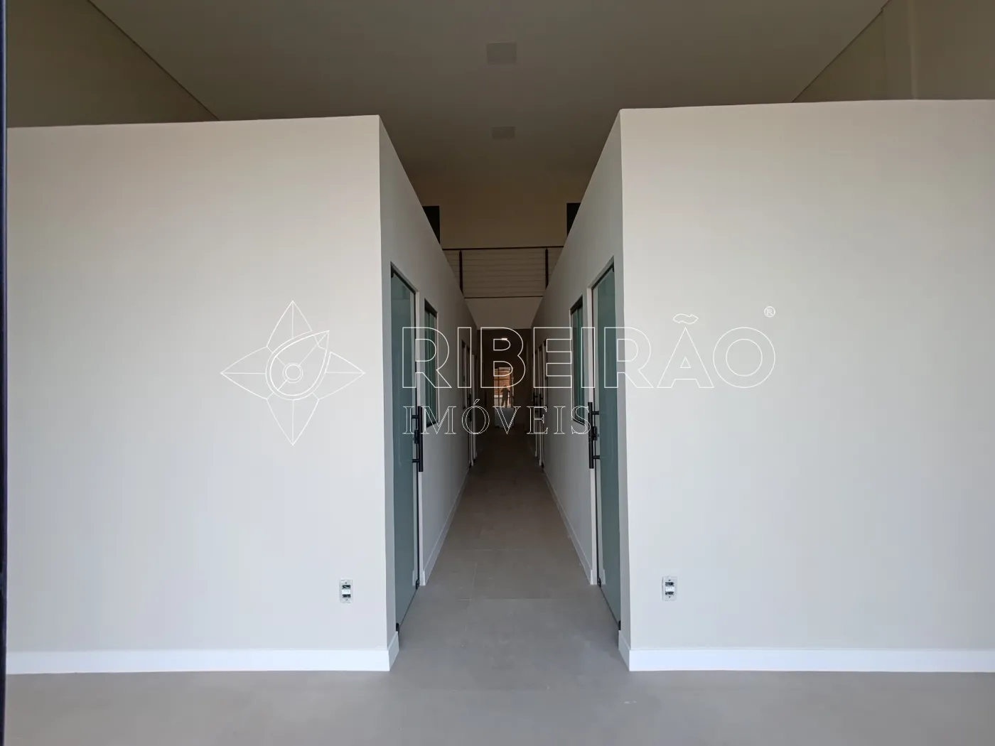 Alugar Comercial / Sala em Ribeir&atilde;o Preto R$ 1.350,00 - Foto 2