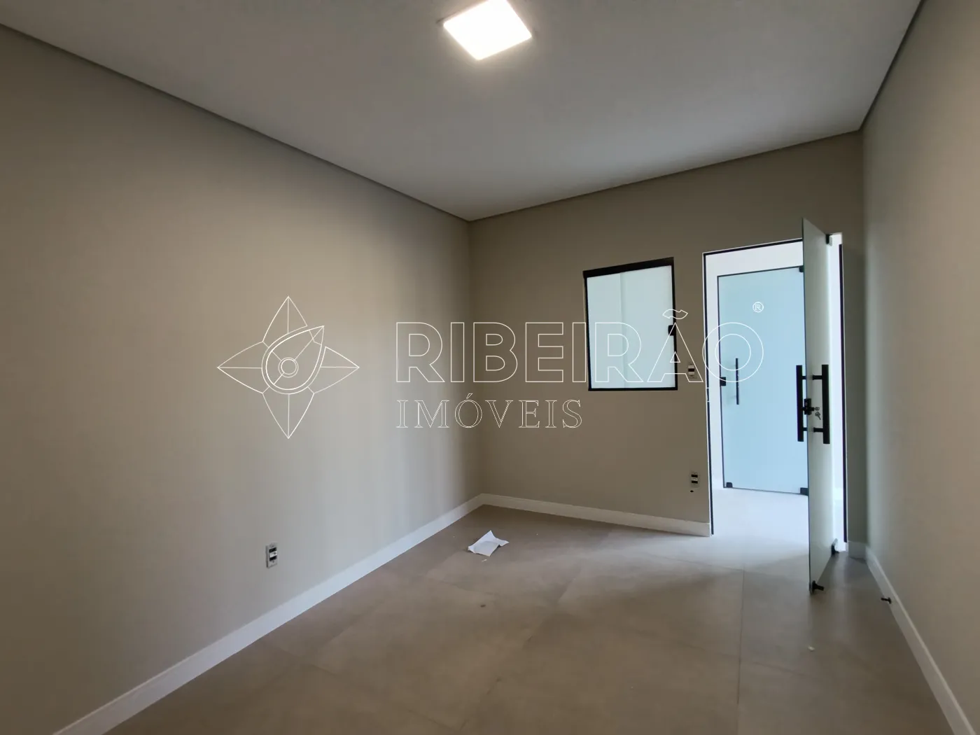 Alugar Comercial / Sala em Ribeir&atilde;o Preto R$ 1.350,00 - Foto 8