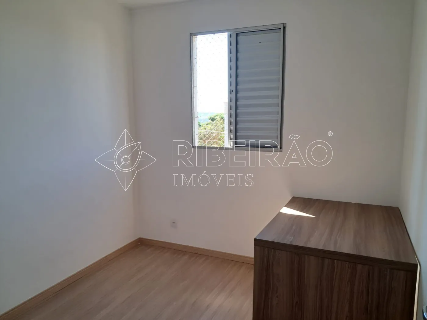Comprar Apartamento / Padr&atilde;o em Ribeir&atilde;o Preto R$ 250.000,00 - Foto 4