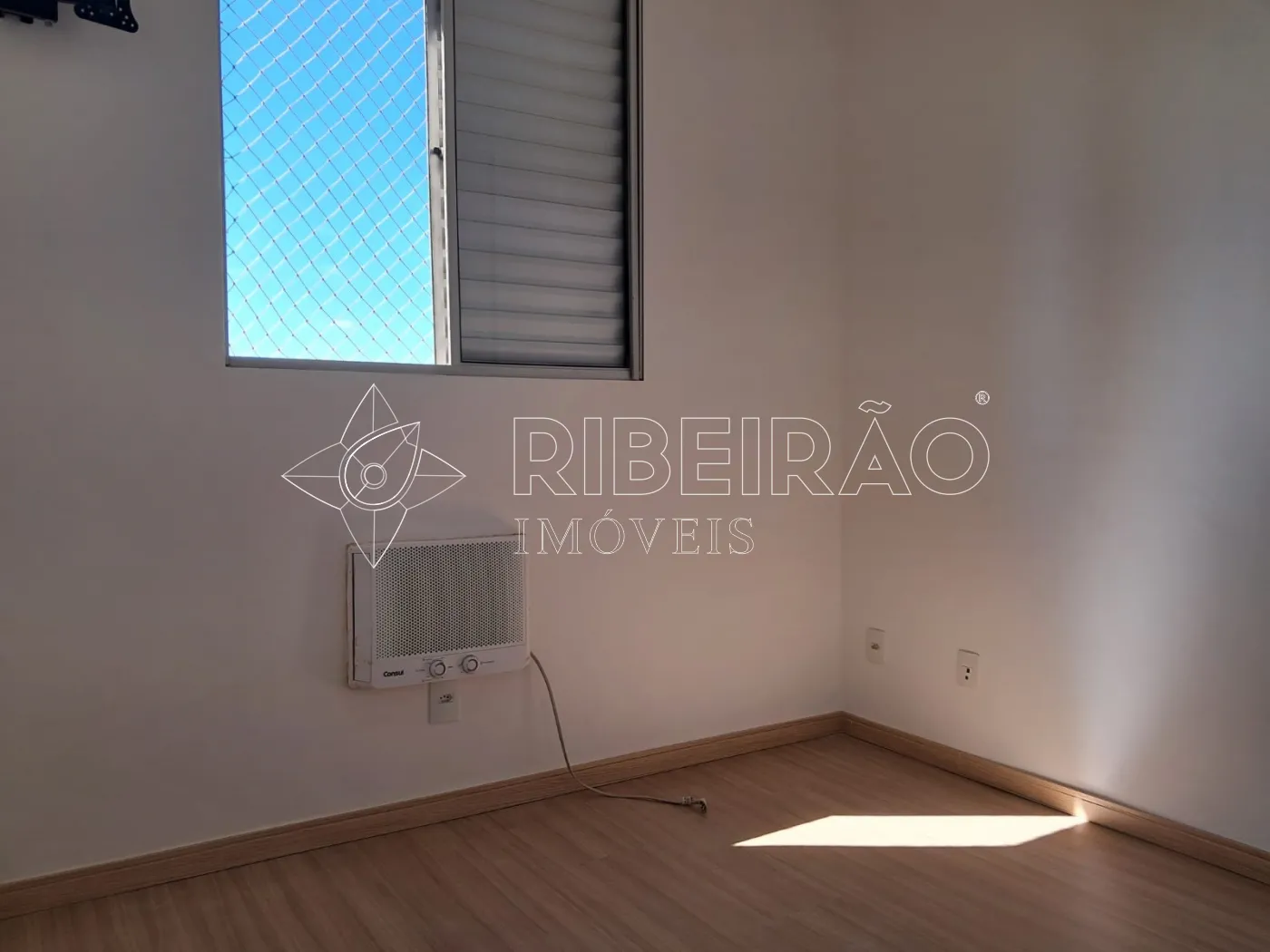 Comprar Apartamento / Padr&atilde;o em Ribeir&atilde;o Preto R$ 250.000,00 - Foto 5
