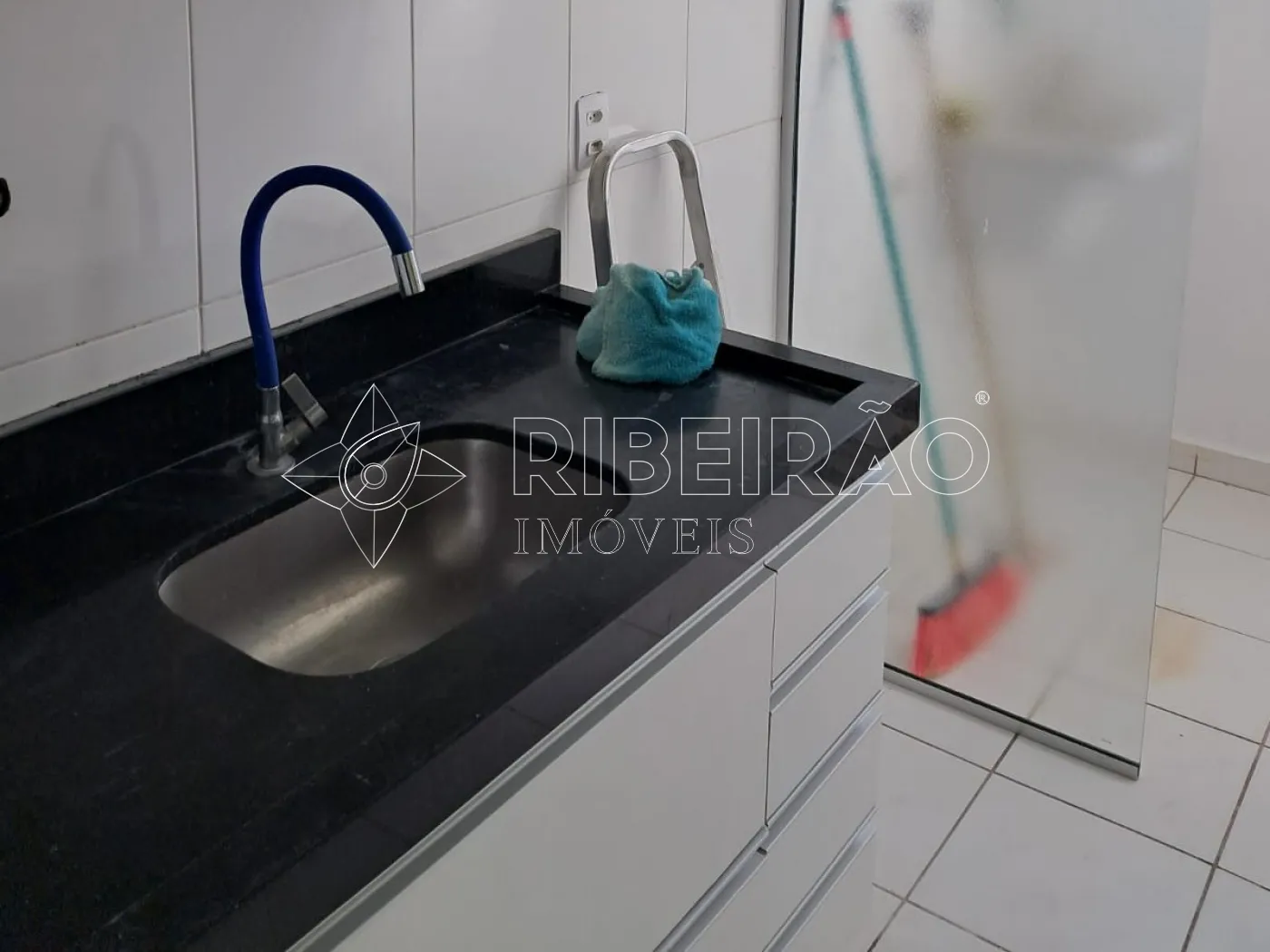 Comprar Apartamento / Padr&atilde;o em Ribeir&atilde;o Preto R$ 250.000,00 - Foto 13