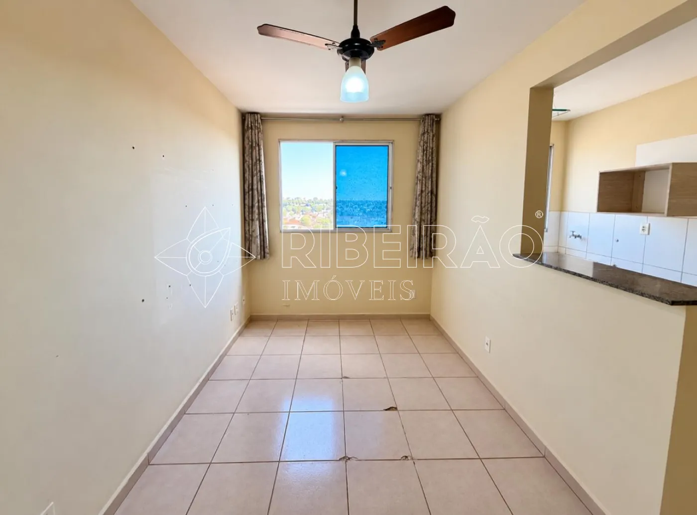 Alugar Apartamento / Padr&atilde;o em Ribeir&atilde;o Preto R$ 810,00 - Foto 4