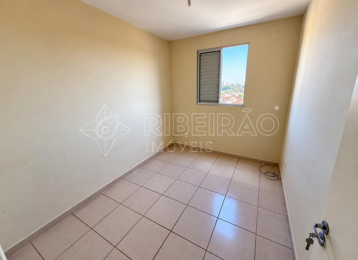 Alugar Apartamento / Padr&atilde;o em Ribeir&atilde;o Preto R$ 810,00 - Foto 10